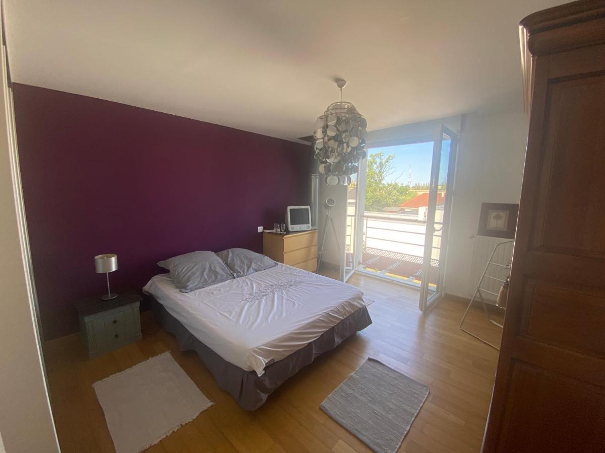 Chambre Avec Salle De Bain Privee Dans Maison Bourges Exterior foto