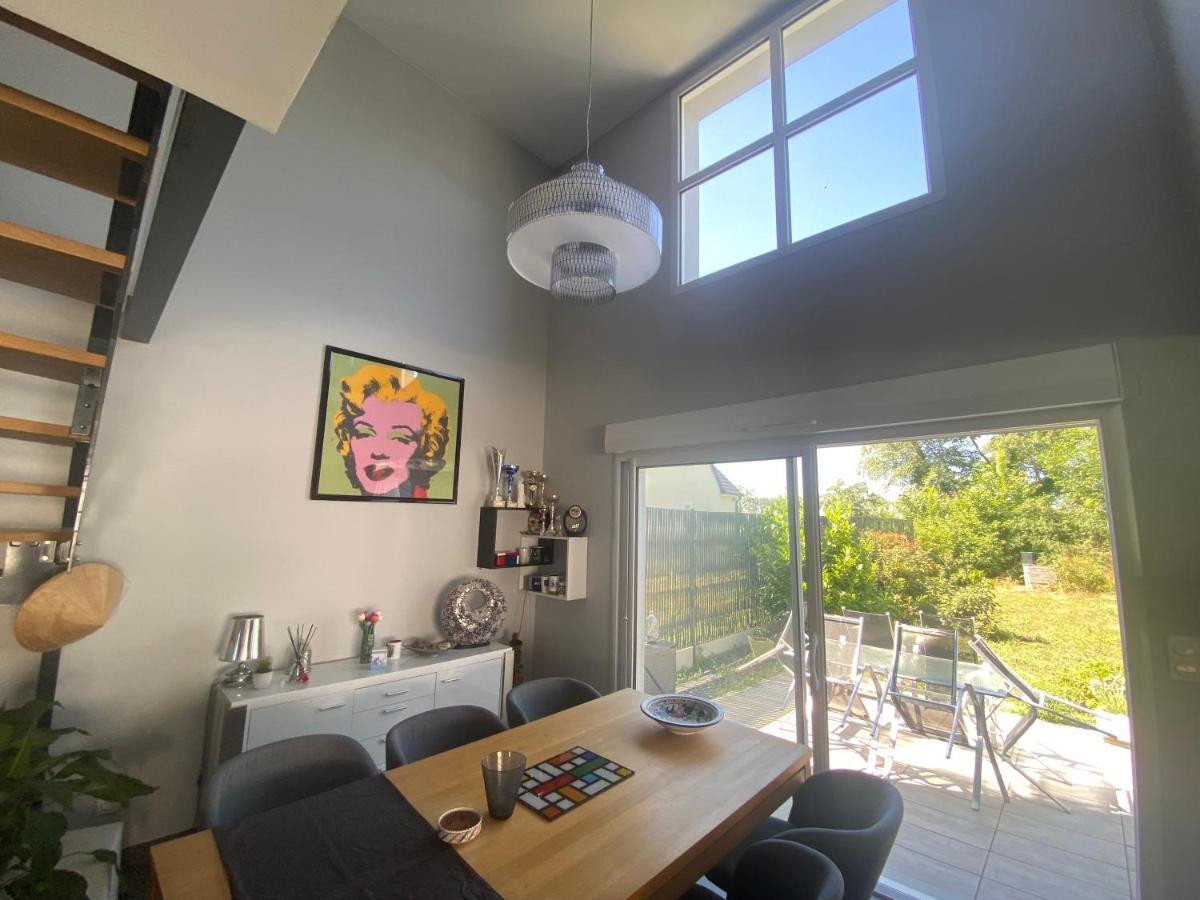 Chambre Avec Salle De Bain Privee Dans Maison Bourges Exterior foto